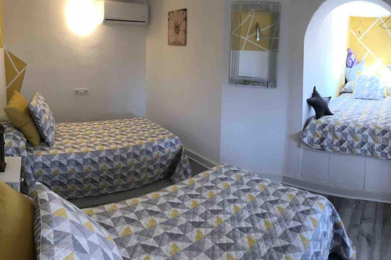 Lovely 2 Bed Apartment In Alcalalí Buitenkant foto