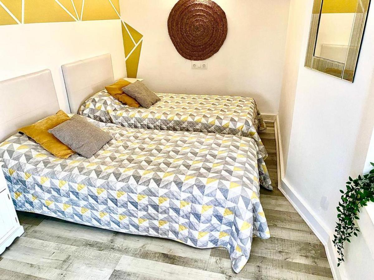 Lovely 2 Bed Apartment In Alcalalí Buitenkant foto