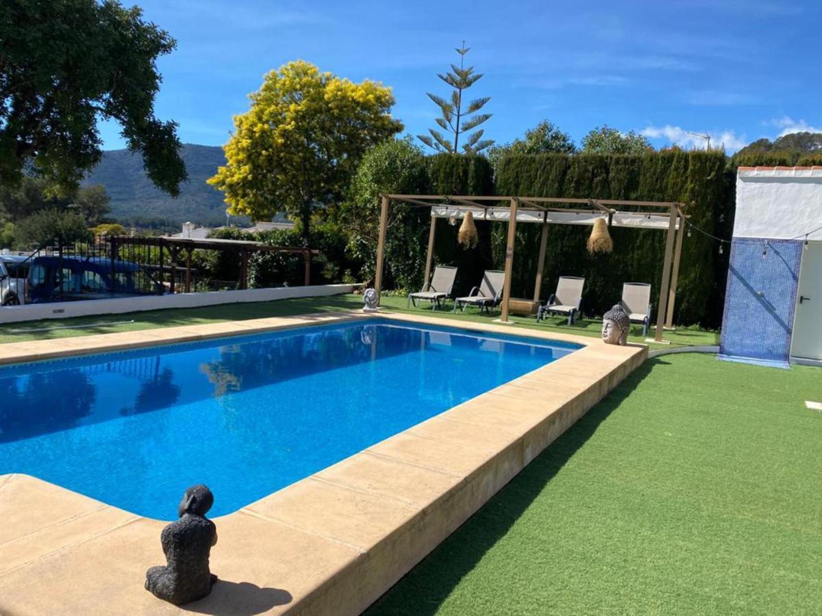 Lovely 2 Bed Apartment In Alcalalí Buitenkant foto